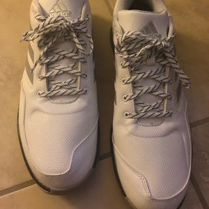 Adidas mens tennis shoes size 13.5